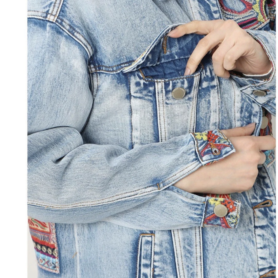 DESIGUAL(デシグアル)の新品✨タグ付き♪定価25,900円　デシグアル　綿素材　ジャケット大特価‼️ レディースのジャケット/アウター(Gジャン/デニムジャケット)の商品写真