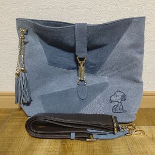 SNOOPY デニム柄レザー ショルダーバッグ(トートバッグ)