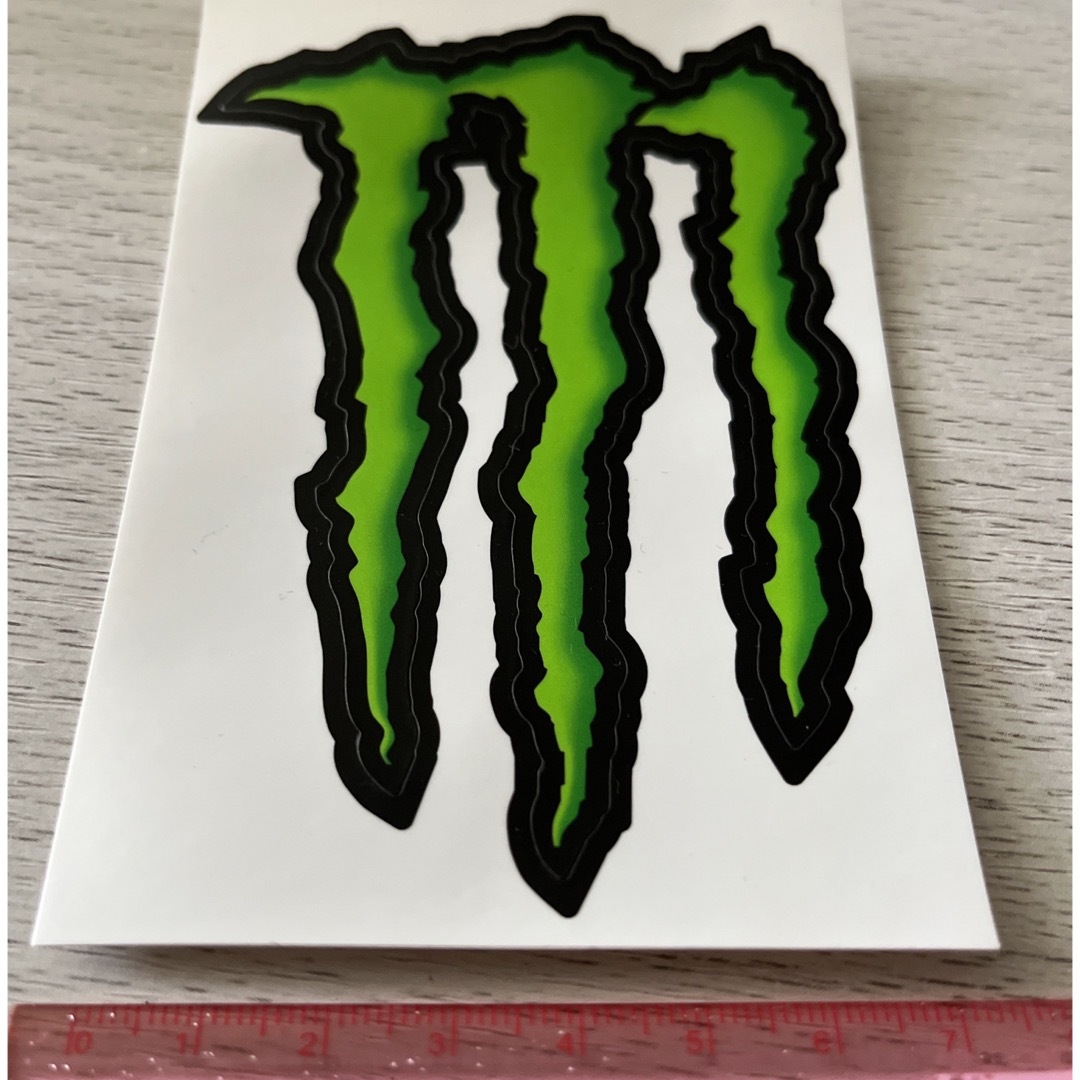 Monster Energy(モンスターエナジー)のモンスターエナジー　ステッカー　2枚 自動車/バイクのバイク(ステッカー)の商品写真