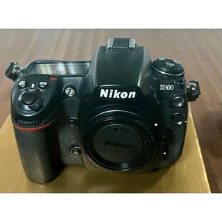 ニコン(Nikon)の美品 Nikon D300 本体 元箱、説明書付き(デジタル一眼)