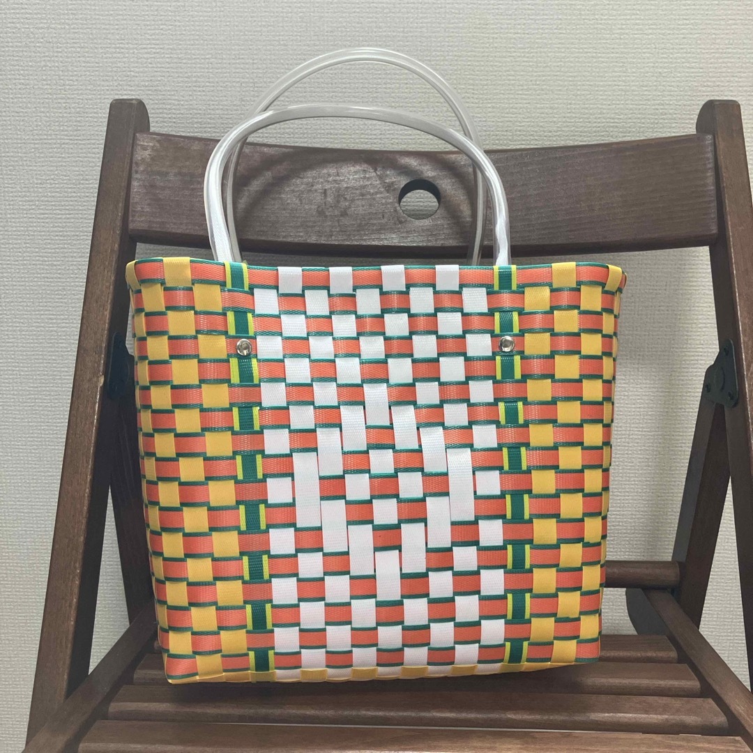 MARNI💛MARKETマルニマーケットカゴバッグトート レディースのバッグ(かごバッグ/ストローバッグ)の商品写真