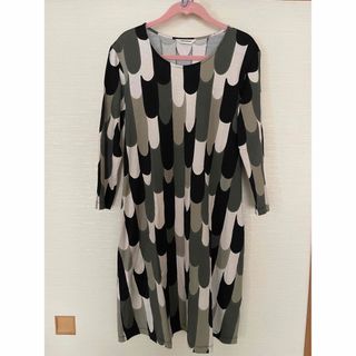 マリメッコ(marimekko)の【美品】マリメッコ　ワンピース(ひざ丈ワンピース)