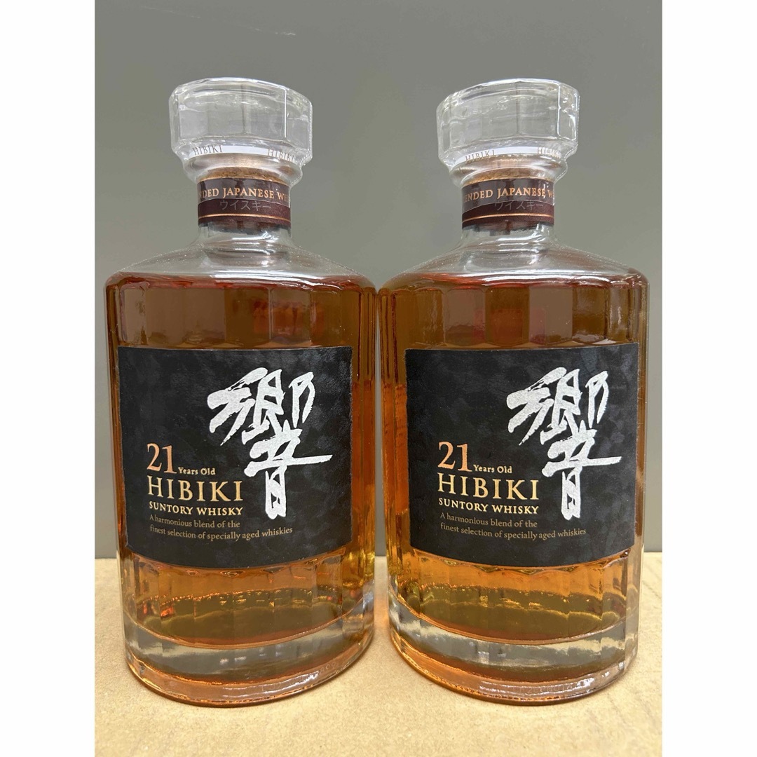 サントリー(サントリー)の2本　サントリー 響21年 HIBIKI 700ml 43％ 未開詮 古酒 食品/飲料/酒の酒(ウイスキー)の商品写真