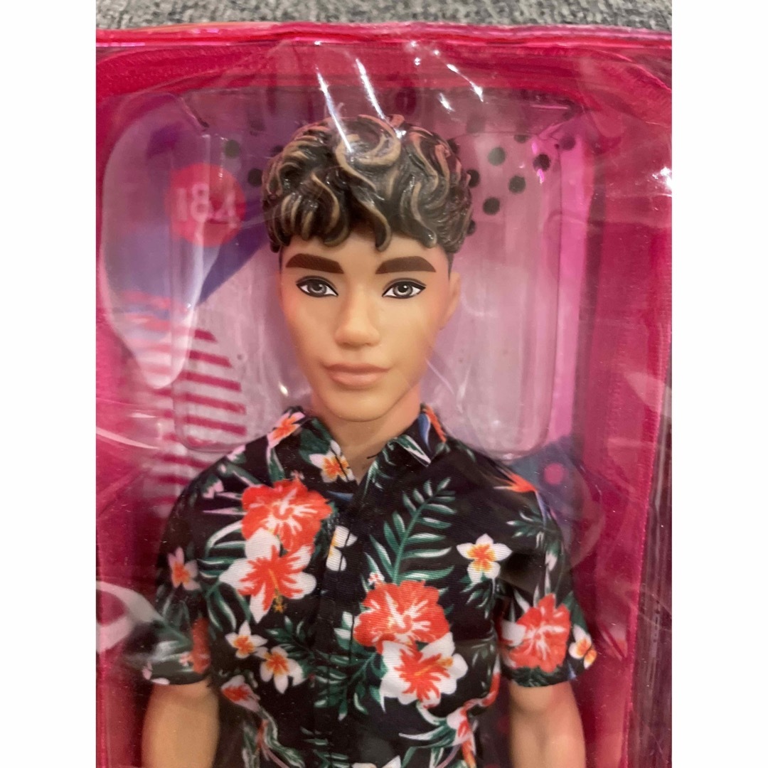 Barbie(バービー)のケンファッショニスタ フラワーシャツ＆ロングボーダードール ハンドメイドのぬいぐるみ/人形(人形)の商品写真