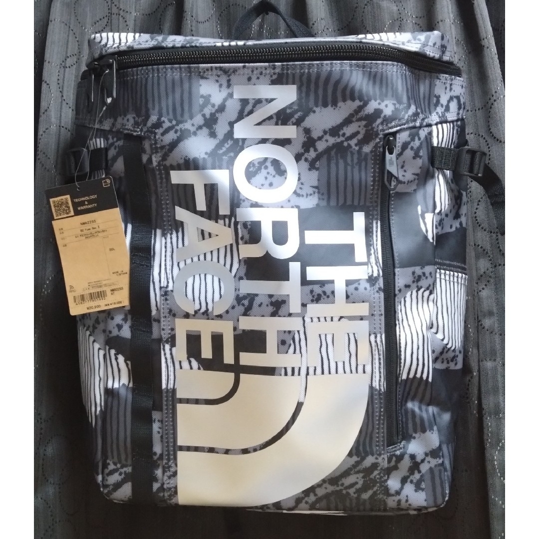 THE NORTH FACE(ザノースフェイス)の新品タグ付 ノースフェイス BCヒューズボックス2  NM82255 AY メンズのバッグ(バッグパック/リュック)の商品写真