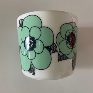 マリメッコ(marimekko)のマリメッコ　ラテマグ　ケスティト　緑(グラス/カップ)