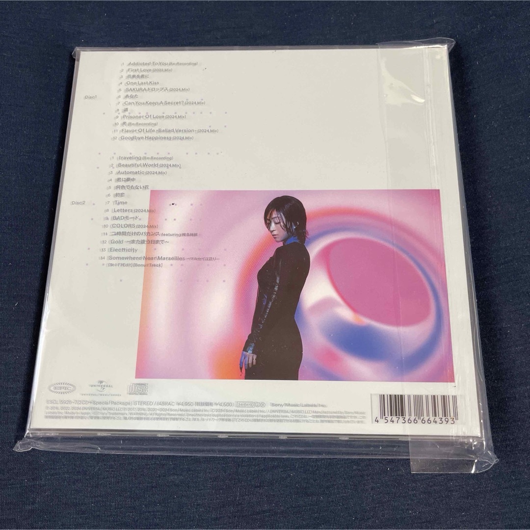 SCIENCE FICTION 完全生産限定盤 楽天ブックス特典&ステッカー付き エンタメ/ホビーのCD(ポップス/ロック(邦楽))の商品写真