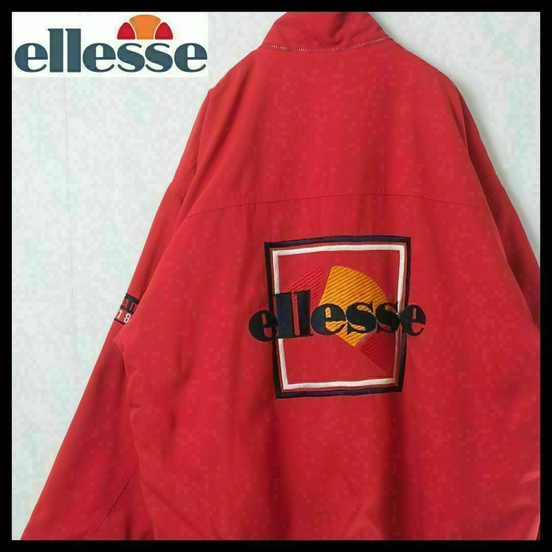 ellesse(エレッセ)の【希少】エレッセ アウター 厚手 ジャケット 赤 刺繍ロゴ 一点物 入手困難 M メンズのジャケット/アウター(ブルゾン)の商品写真