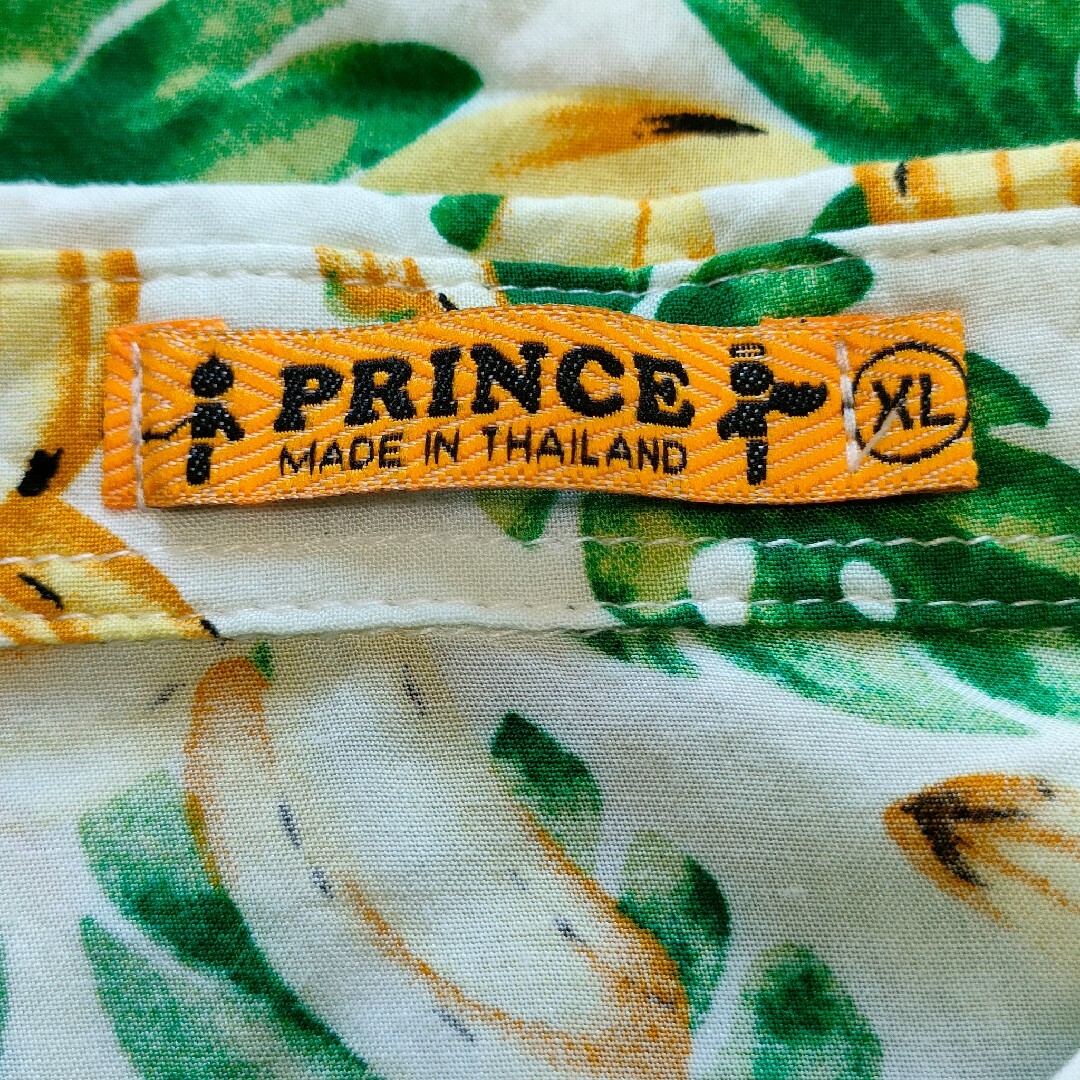 Prince(プリンス)のPRINCE バナナ柄シャツ　アロハシャツ　XL　アート柄　大き目サイズ メンズのトップス(シャツ)の商品写真