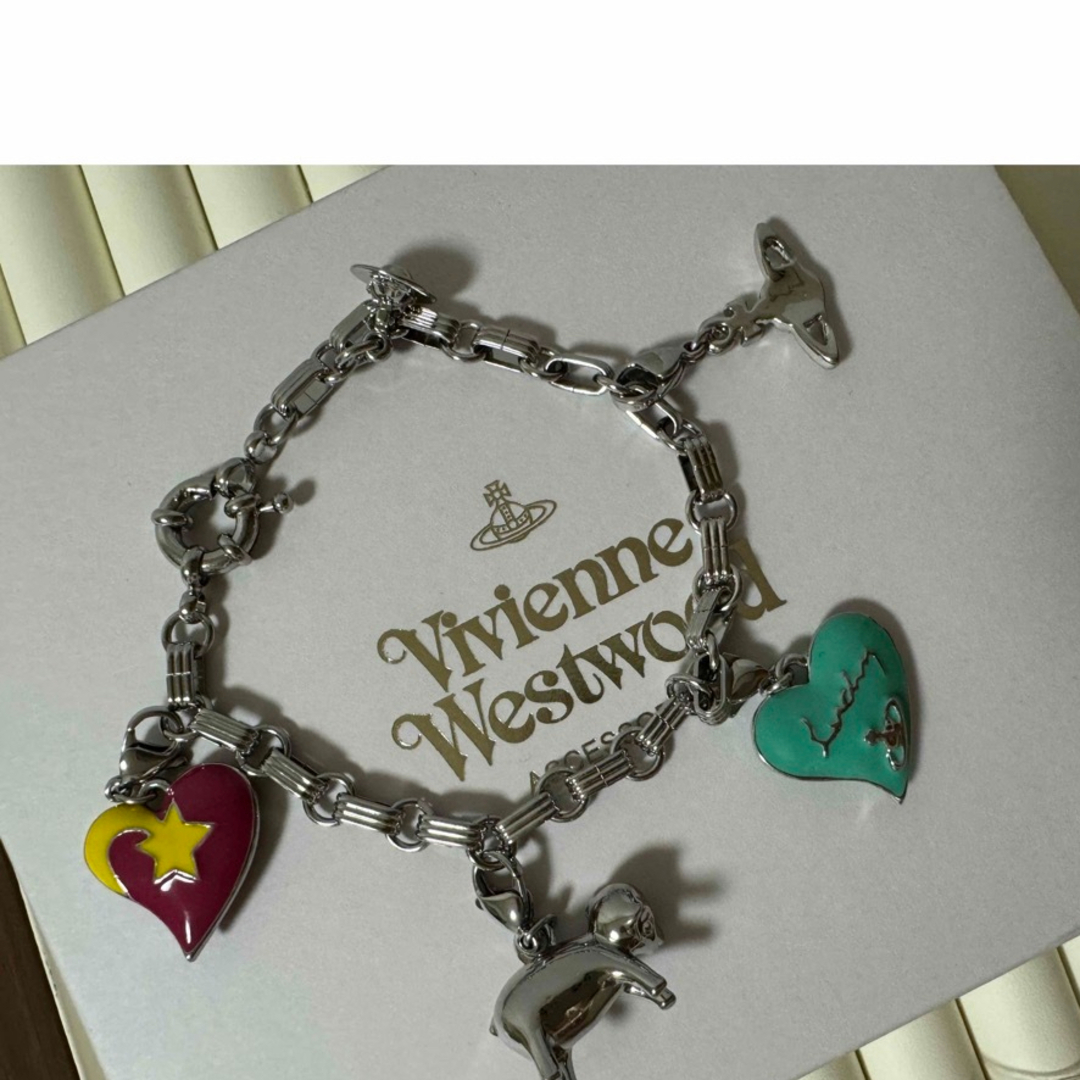 Vivienne Westwood(ヴィヴィアンウエストウッド)のVivienneWestwood ブレスレット レディースのアクセサリー(ブレスレット/バングル)の商品写真