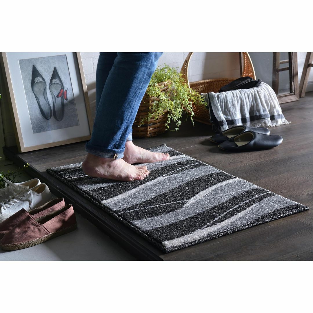 【色: ウェーブ ブラック】ＲＵＧＳ‐ＦＡＣＴＯＲＹ 玄関マット 室内 ズレにく インテリア/住まい/日用品のラグ/カーペット/マット(ラグ)の商品写真