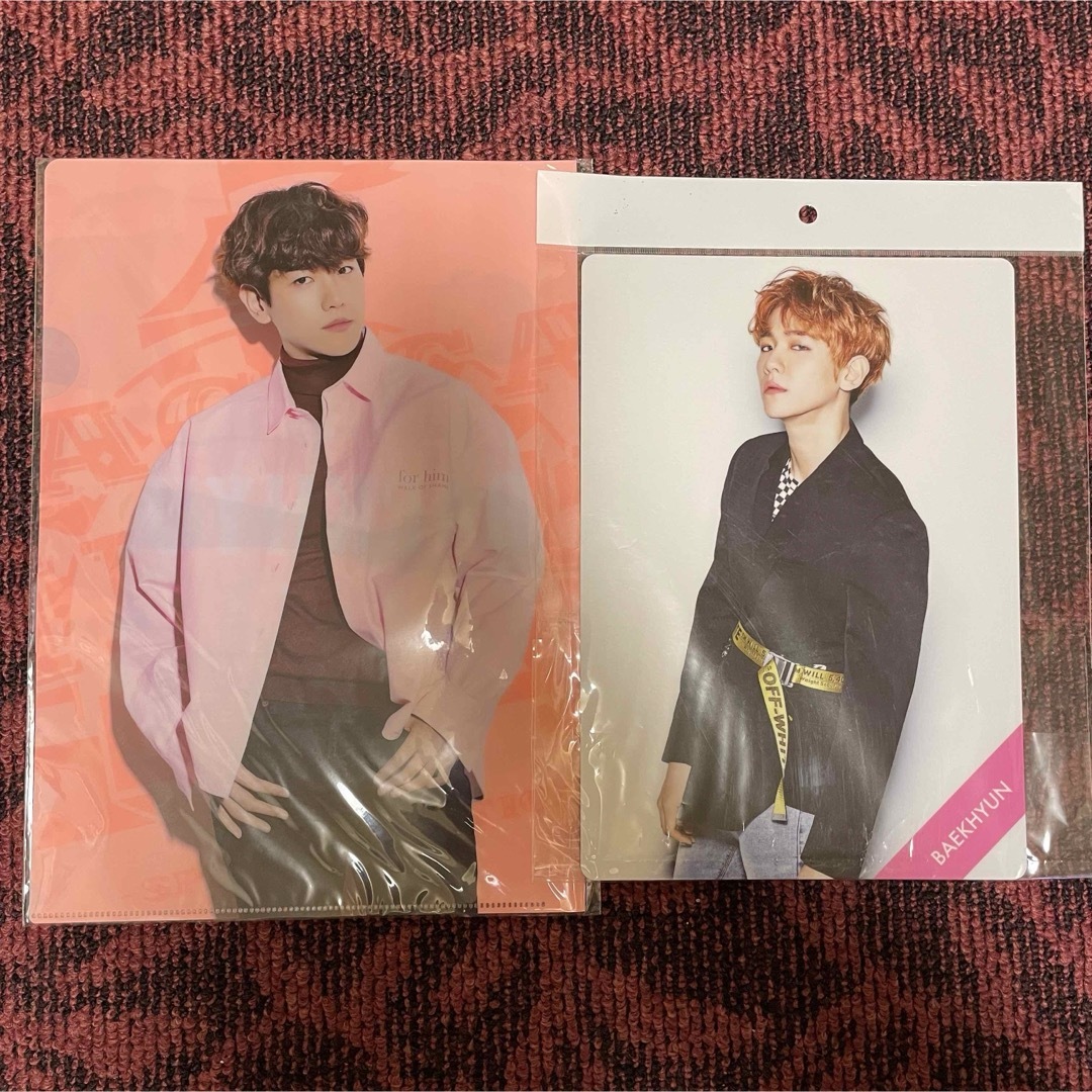 EXO(エクソ)のEXO CBX ベッキョン クリアファイル 下敷き おまけつき！ エンタメ/ホビーのCD(K-POP/アジア)の商品写真