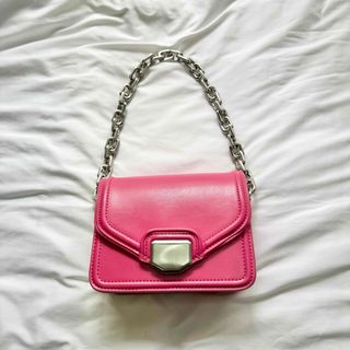 ザラ(ZARA)のZARA バッグ ピンク(ショルダーバッグ)