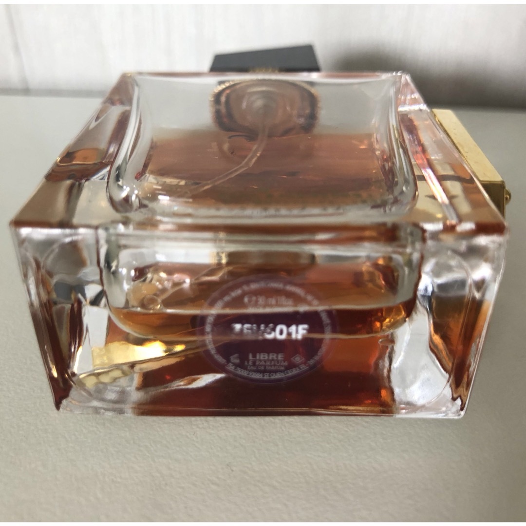 Yves Saint Laurent Beaute(イヴサンローランボーテ)のYSL  限定香水 リブレ ルパルフアム(パルファン)30ml コスメ/美容の香水(香水(女性用))の商品写真