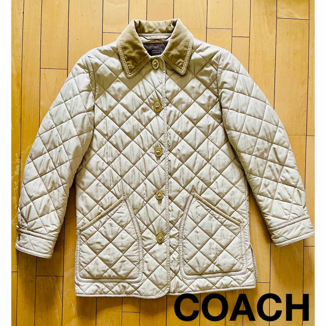 COACH(コーチ)のCOACH キルティングジャケットUS サイズS中綿ジャケット　キーロックボタン レディースのジャケット/アウター(その他)の商品写真