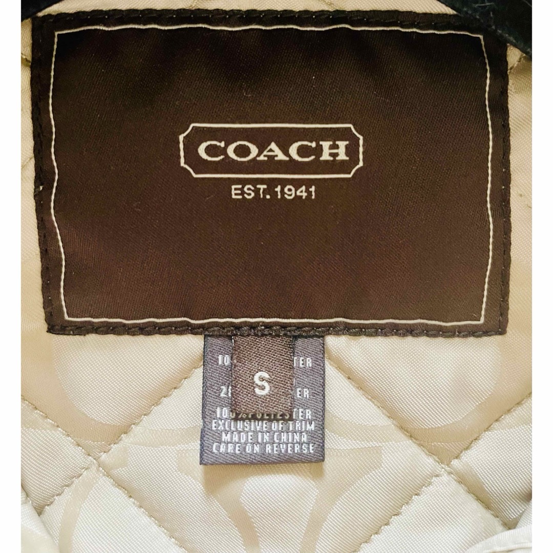 COACH(コーチ)のCOACH キルティングジャケットUS サイズS中綿ジャケット　キーロックボタン レディースのジャケット/アウター(その他)の商品写真