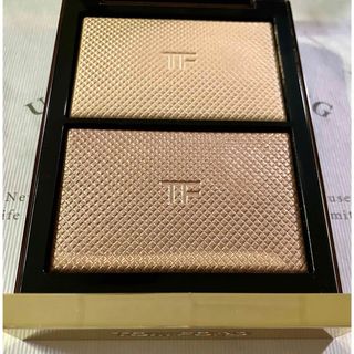 トムフォードビューティ(TOM FORD BEAUTY)のトムフォード　シェイド アンド イルミネイト ハイライティング デュオ  M1 (フェイスカラー)