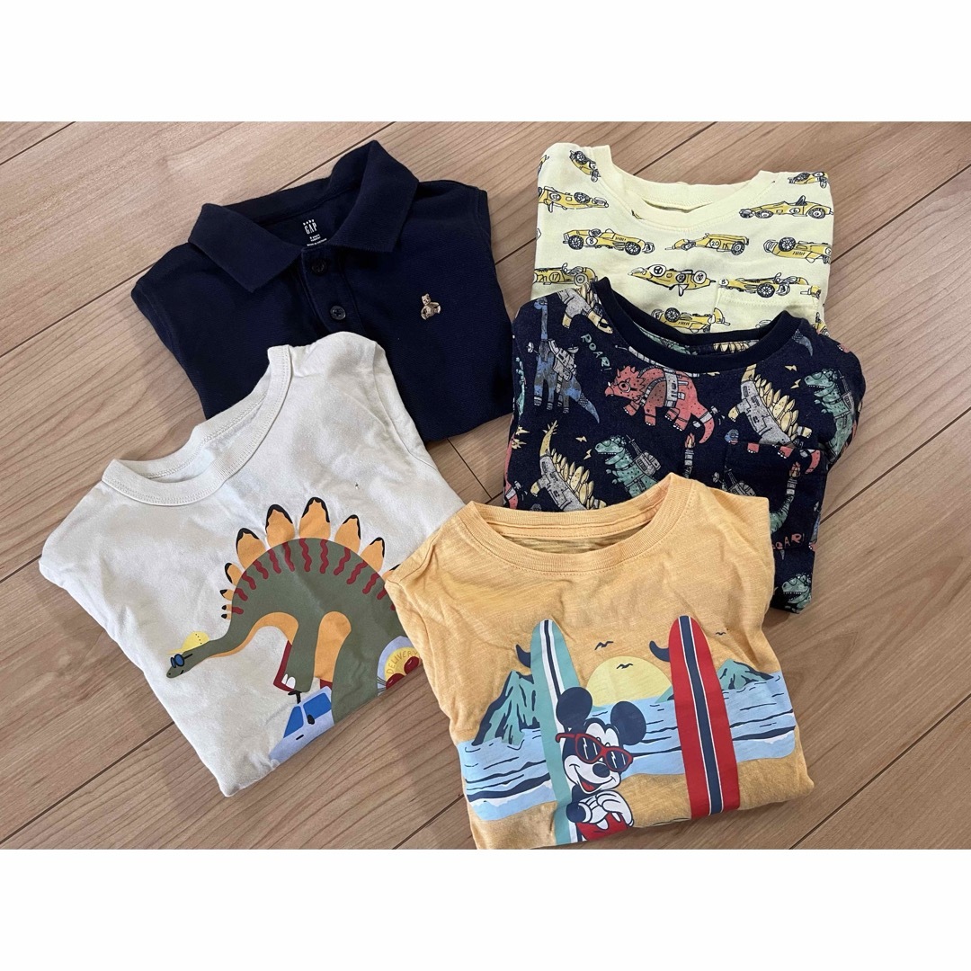 babyGAP(ベビーギャップ)のgap Tシャツ 110 ポロシャツ キッズ/ベビー/マタニティのキッズ服男の子用(90cm~)(Tシャツ/カットソー)の商品写真