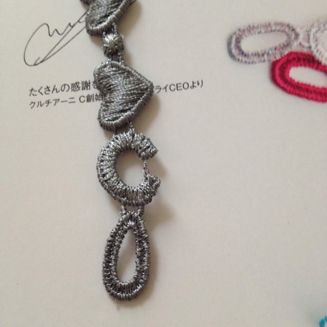 Cruciani(クルチアーニ)のクルチアーニ C グレー  ハート レディースのアクセサリー(ブレスレット/バングル)の商品写真