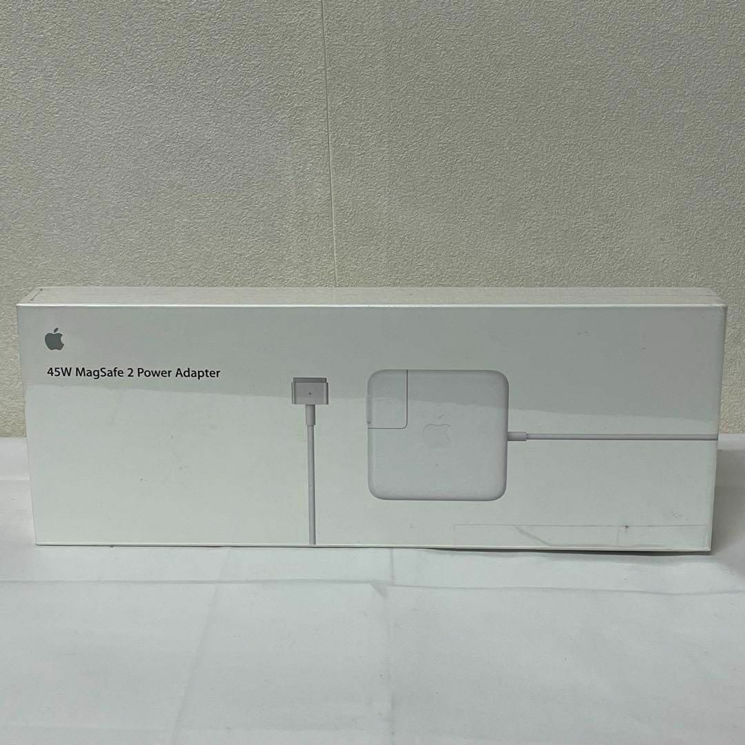 Apple(アップル)の【新品未開封】Apple(アップル) 45W MagSafe 2 電源アダプタ① スマホ/家電/カメラのPC/タブレット(PC周辺機器)の商品写真