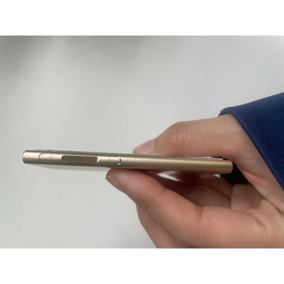 Apple(アップル)のipod nano スマホ/家電/カメラのスマートフォン/携帯電話(バッテリー/充電器)の商品写真