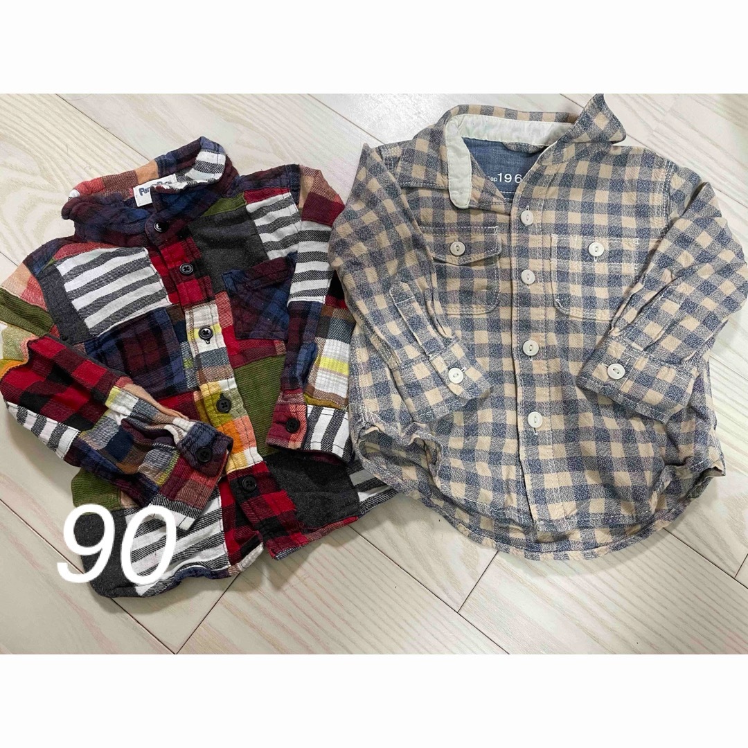 babyGAP(ベビーギャップ)の3日間限定 2枚セット トップス シャツ ベビーギャップ 男の子 90 キッズ/ベビー/マタニティのキッズ服男の子用(90cm~)(Tシャツ/カットソー)の商品写真