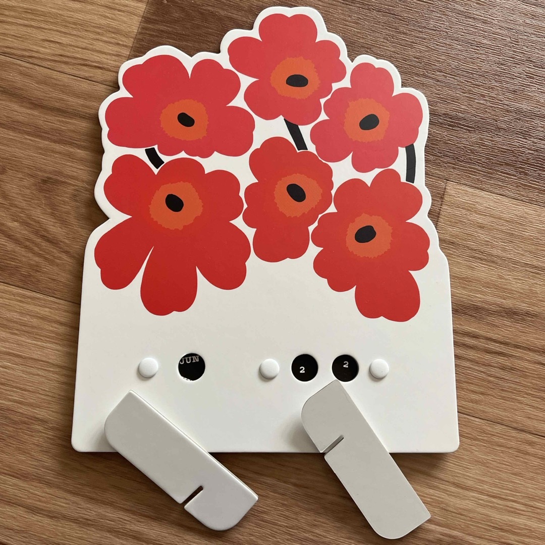 marimekko(マリメッコ)のマリメッコ カレンダー インテリア/住まい/日用品の文房具(カレンダー/スケジュール)の商品写真