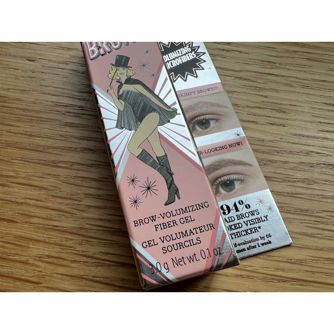 Benefit(ベネフィット)のベネフィットBenefit アイブロウ カラー　眉マスカラ　3.75 コスメ/美容のベースメイク/化粧品(眉マスカラ)の商品写真