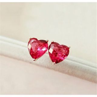 クリスタルハート　ピアス　赤(ピアス)