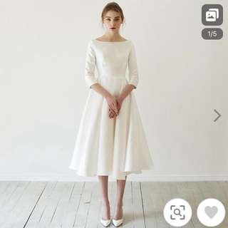 ホワイトドレス　(ウェディングドレス)