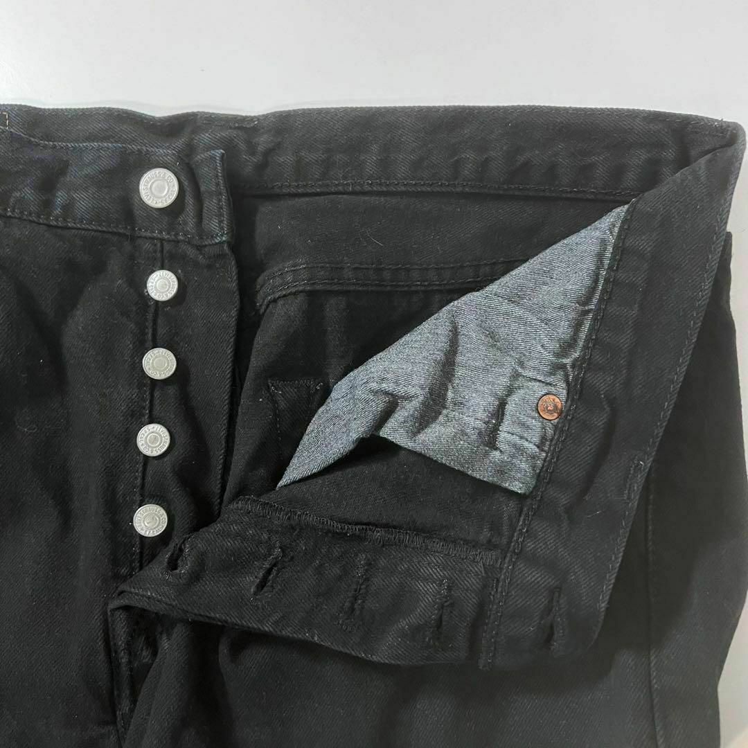 Levi's(リーバイス)のリーバイス 501 ブラックデニム w34 L34 後染め 革パッチ ストレート メンズのパンツ(デニム/ジーンズ)の商品写真