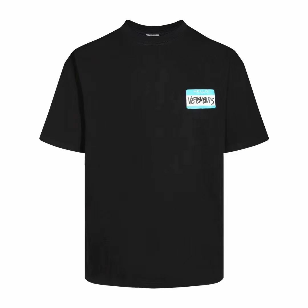 VETEMENTS(ヴェトモン)の人気VETEMENTS  Tシャツ メンズのトップス(Tシャツ/カットソー(半袖/袖なし))の商品写真