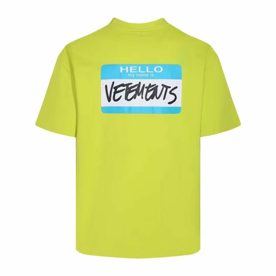 VETEMENTS(ヴェトモン)の人気VETEMENTS  Tシャツ メンズのトップス(Tシャツ/カットソー(半袖/袖なし))の商品写真