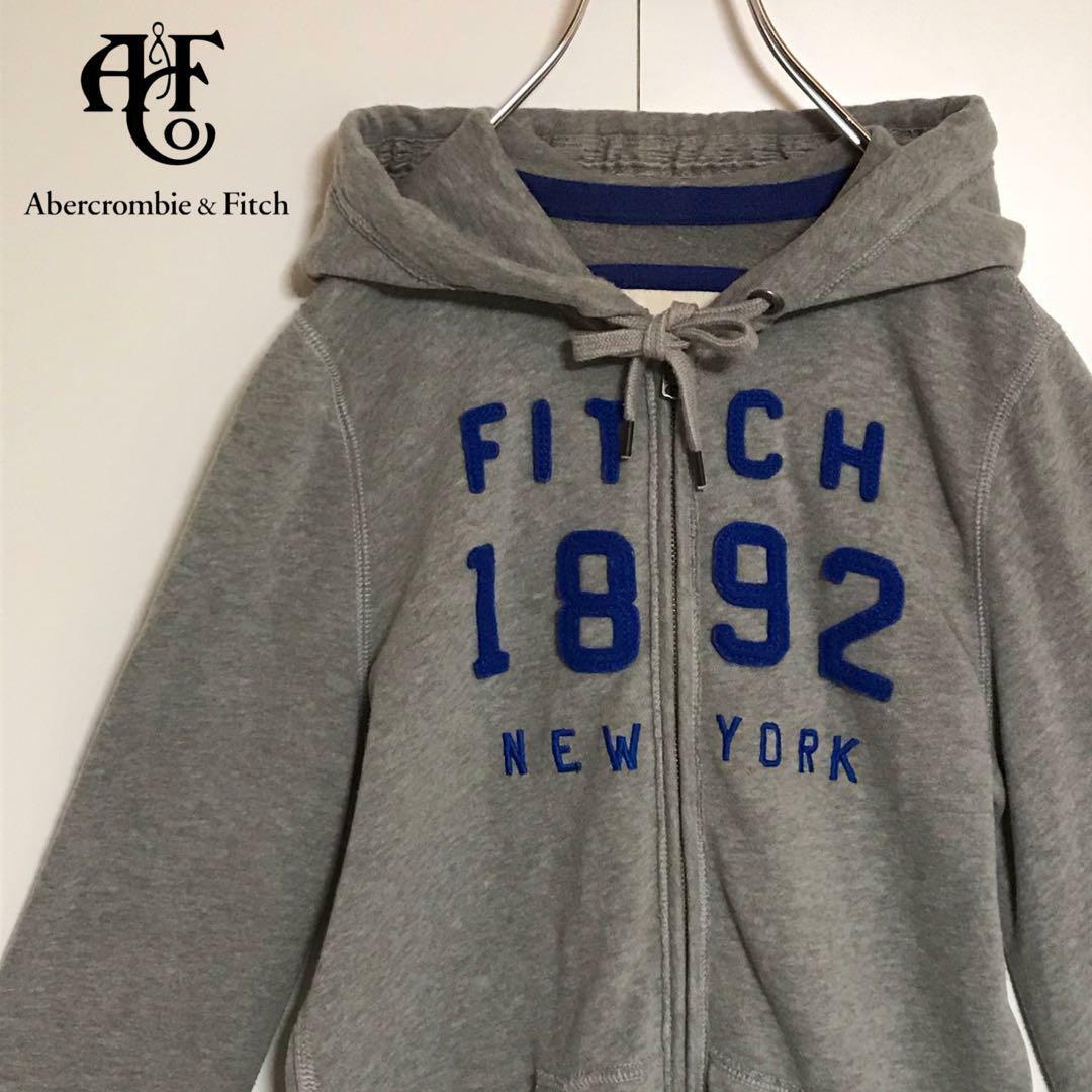 Abercrombie&Fitch(アバクロンビーアンドフィッチ)の【裏起毛】アバクロンビー＆フィッチ　ワッフルロゴ入りジップパーカー　C394 レディースのトップス(パーカー)の商品写真