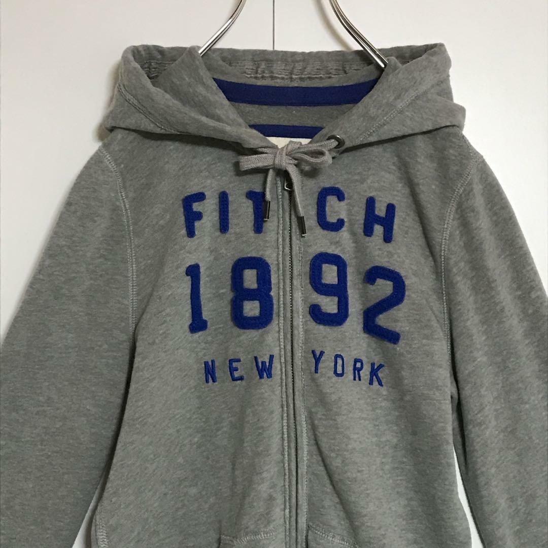 Abercrombie&Fitch(アバクロンビーアンドフィッチ)の【裏起毛】アバクロンビー＆フィッチ　ワッフルロゴ入りジップパーカー　C394 レディースのトップス(パーカー)の商品写真