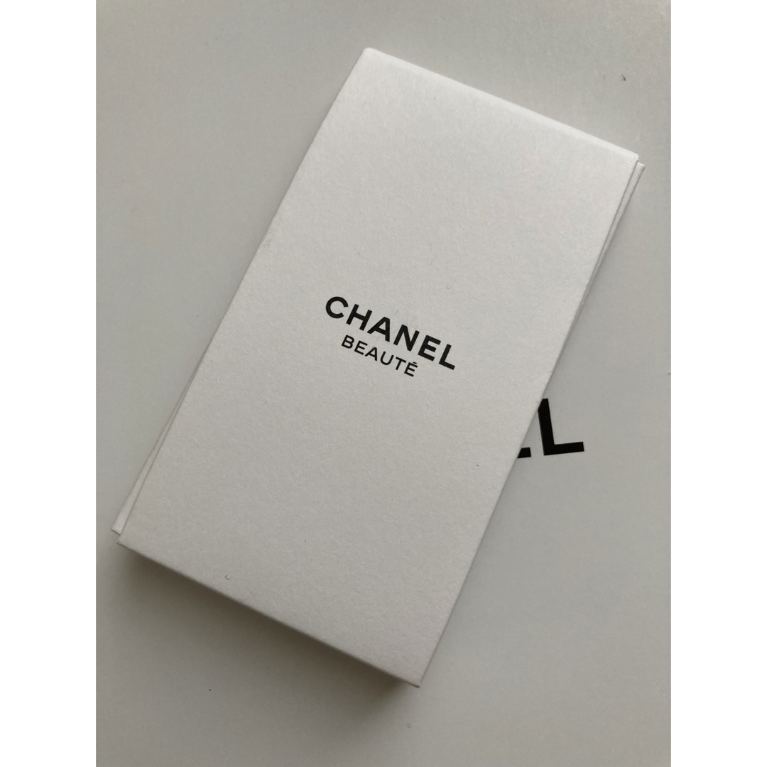 CHANEL(シャネル)のシャネル　ヘアピン　ヘアクリップ 3本入り レディースのヘアアクセサリー(バレッタ/ヘアクリップ)の商品写真