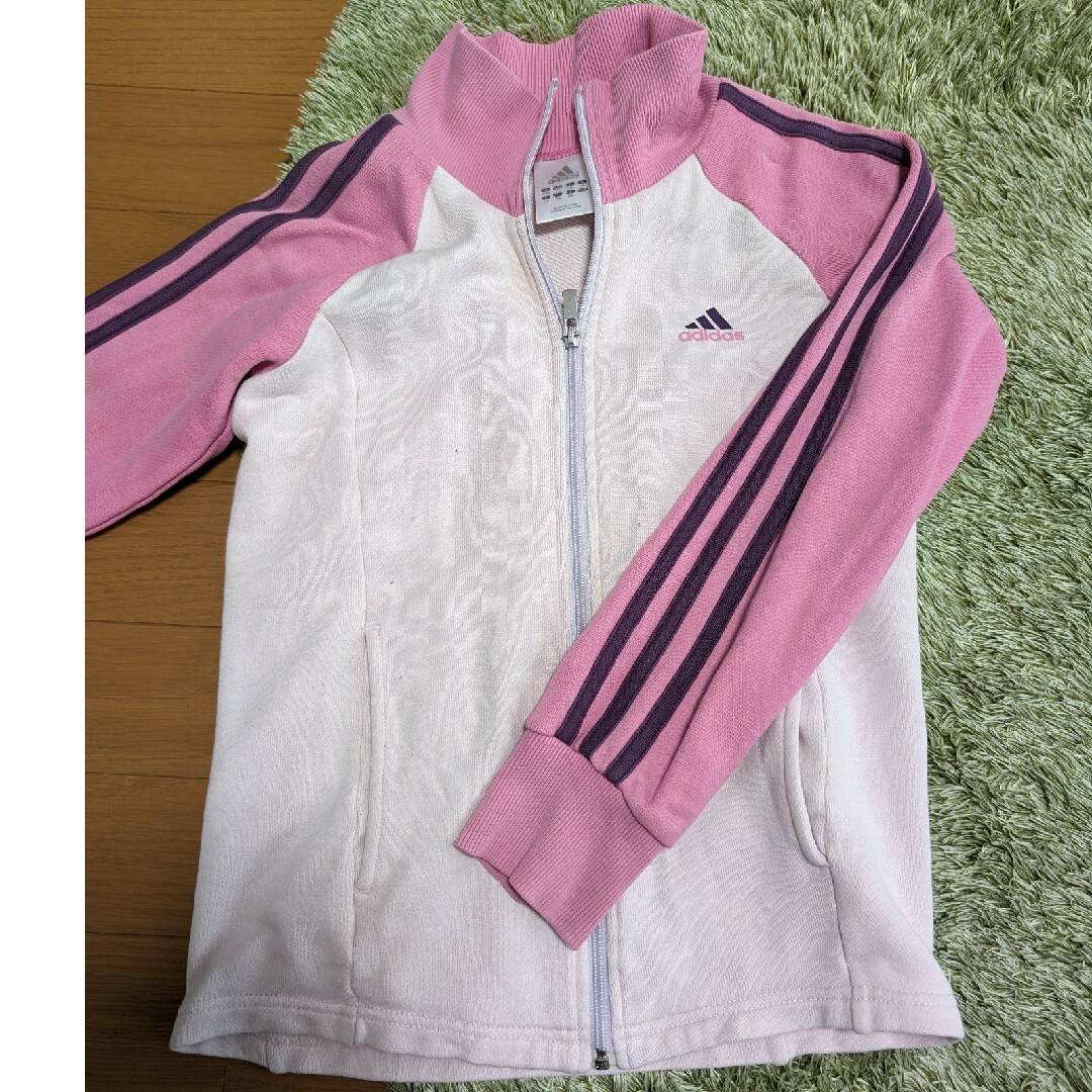 adidas(アディダス)のアディダス　ジャージ　ピンク　上着140cm キッズ/ベビー/マタニティのキッズ服女の子用(90cm~)(ジャケット/上着)の商品写真