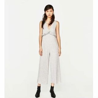 ザラ(ZARA)のZARA♡即完売♡リブ地オールインワン♡グレーM♡シンプルコーデ♡ザラ♡(オールインワン)