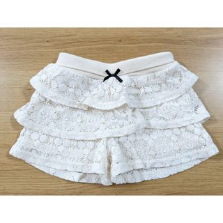 フリル付きショートパンツ　レース　短パン　80(パンツ)