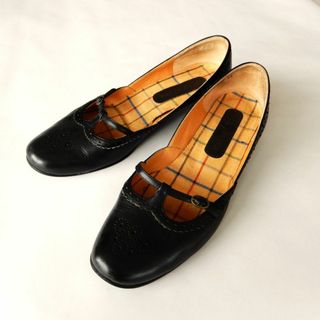 マリークラブ(Marie Club)の本革　日本製ローヒールパンプス（黒）サイズ２４ＥＥ(ローファー/革靴)