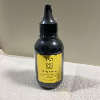 コスメキッチン(Cosme Kitchen)の新品　TWI ツイ スカルプセラム 100ml(スカルプケア)