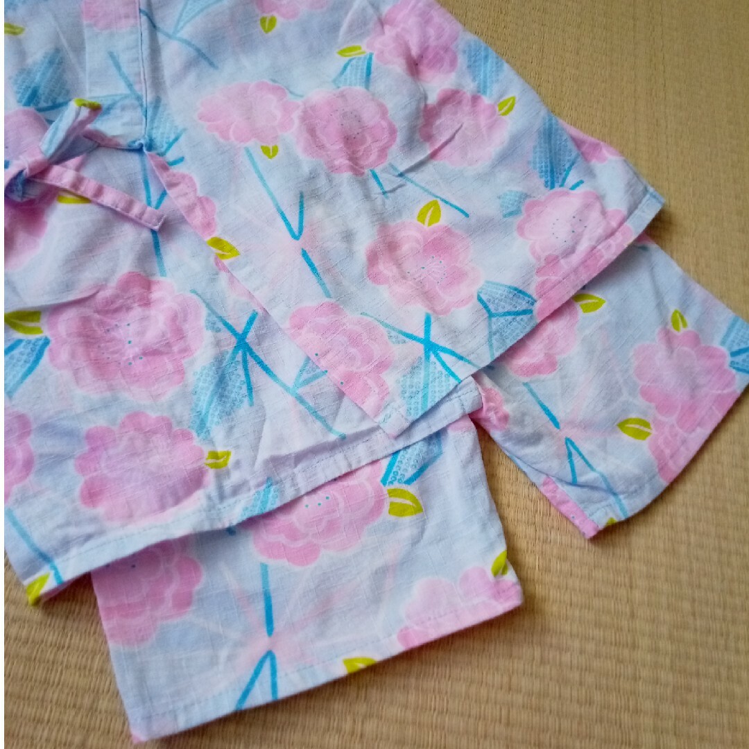 女の子🌸八重桜柄甚平【size110】 キッズ/ベビー/マタニティのキッズ服女の子用(90cm~)(甚平/浴衣)の商品写真