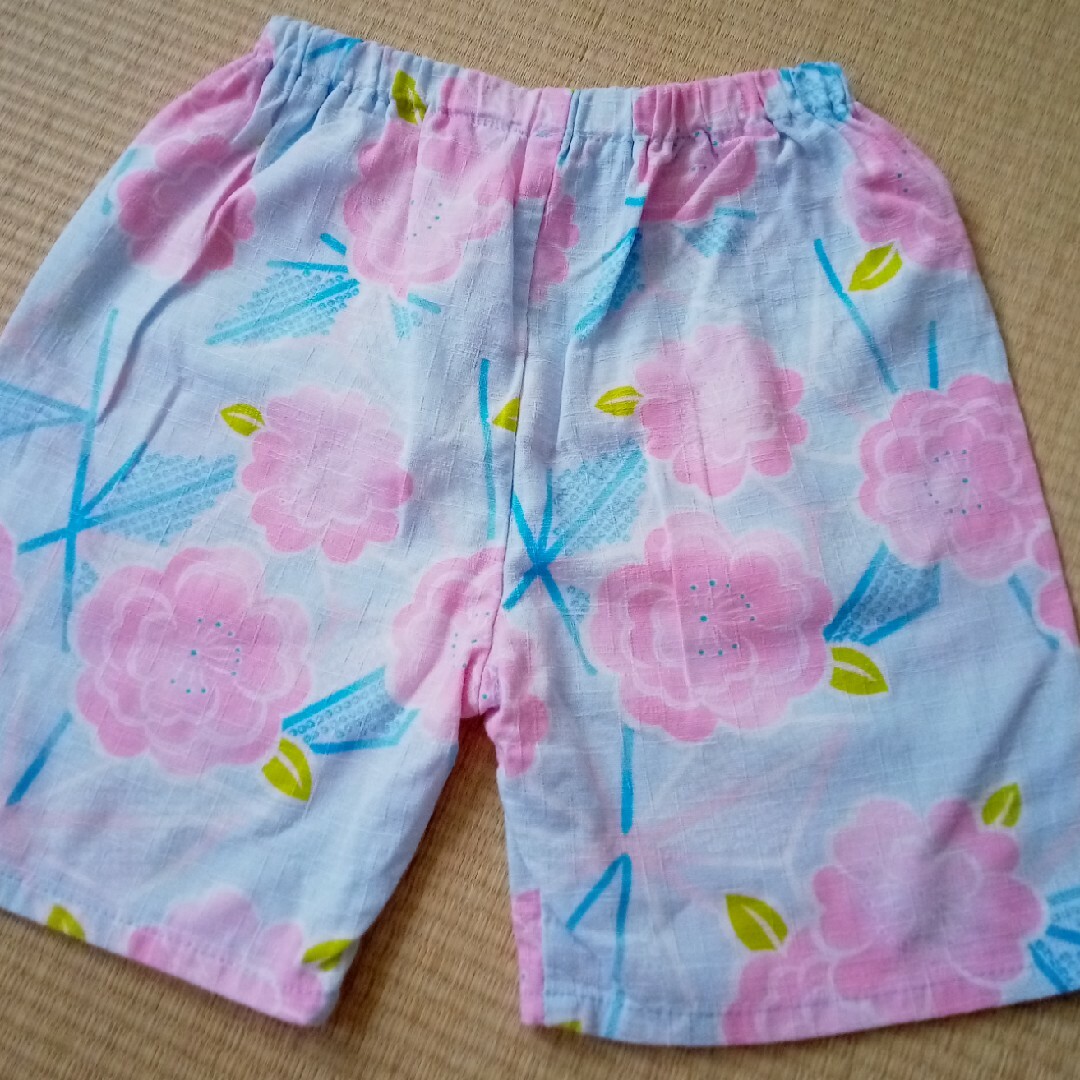 女の子🌸八重桜柄甚平【size110】 キッズ/ベビー/マタニティのキッズ服女の子用(90cm~)(甚平/浴衣)の商品写真