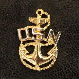 米軍　アンカーピンバッチ　USN Anchor pin's badge 未使用 米軍 アンカーピンバッチ USN Anchor pin's badge 未使用 - メルカリ