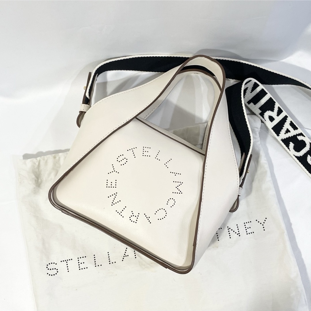 Stella McCartney(ステラマッカートニー)の美品 正規品 ステラマッカートニー ハンドバッグ 2way ショルダー付き 白 レディースのバッグ(ショルダーバッグ)の商品写真