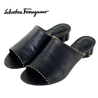 フェラガモ(Ferragamo)のフェラガモ FERRAGAMO サンダル 靴 シューズ レザー ブラック ゴールド ミュール スタッズ(サンダル)