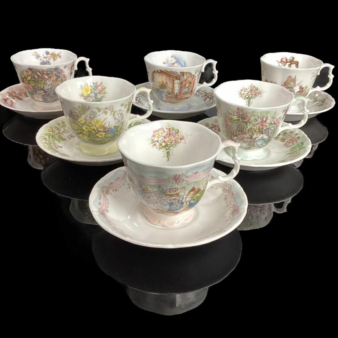 Royal Doulton(ロイヤルドルトン)の★美品★ロイヤルドルトン 6客セットブランブリーヘッジ 春夏秋冬 バースデー インテリア/住まい/日用品のキッチン/食器(グラス/カップ)の商品写真