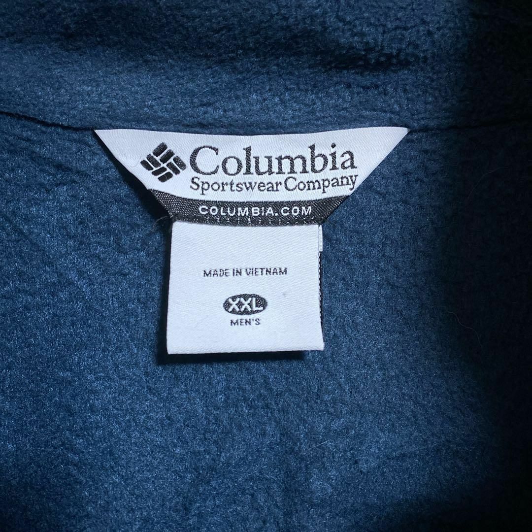 Columbia(コロンビア)のColumbia メンズ フリース ジャケット 紺 ロゴ 2XLUSA古着長袖 メンズのジャケット/アウター(ブルゾン)の商品写真