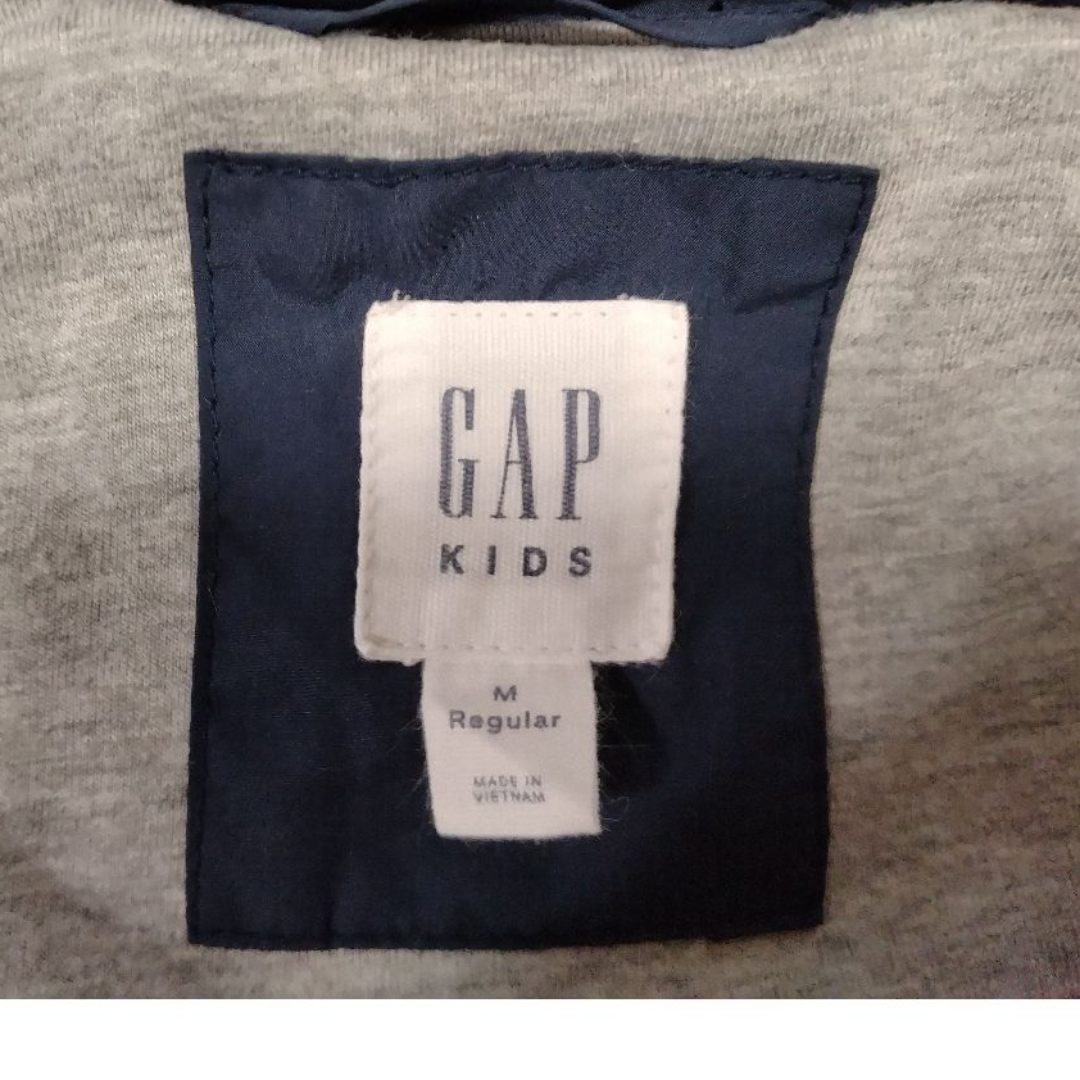 GAP Kids(ギャップキッズ)のGAP  ギャップ キッズ ナイロンジャケット  パーカー ジップアップ 130 キッズ/ベビー/マタニティのキッズ服男の子用(90cm~)(ジャケット/上着)の商品写真