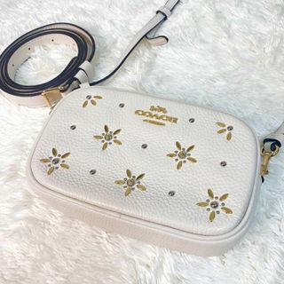 コーチ(COACH)の【未使用】　コーチ　カメラバッグ　ショルダーバッグ　スタッズ　ホワイト　3way(ショルダーバッグ)